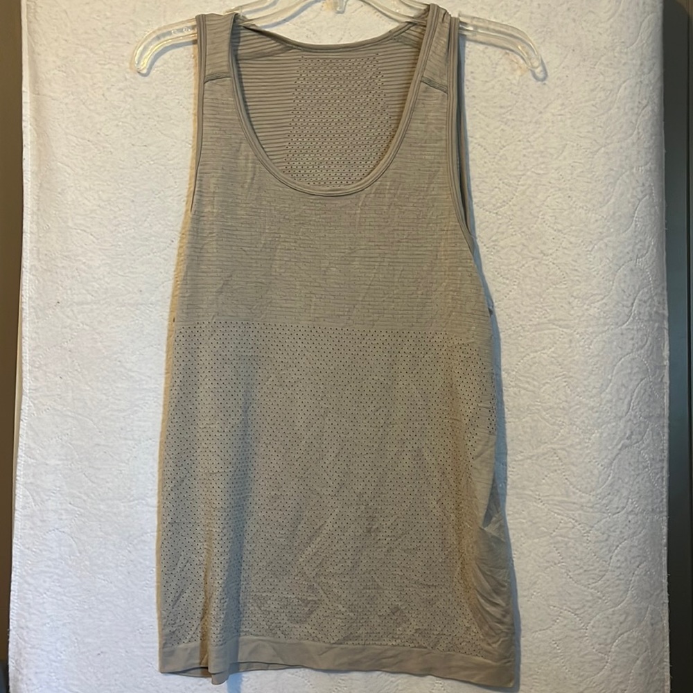 Lululemon men’s tank